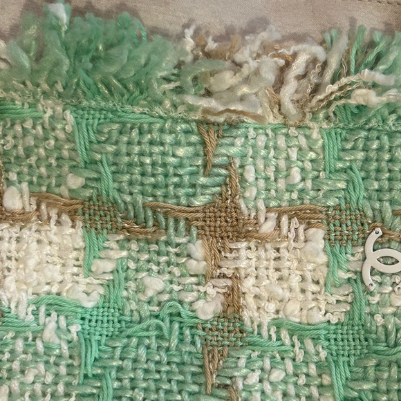 Vintage Chanel FR 40 Jacket w Skirt Set - Picture 9 of 16